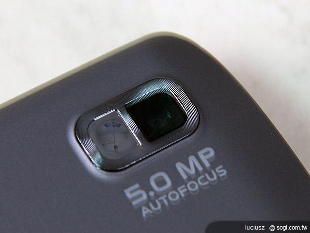 MOTO 明 A1680 - 重披戰袍 再創經典