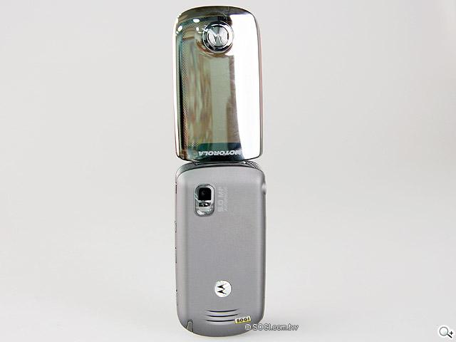 MOTO 明 A1680 - 重披戰袍 再創經典