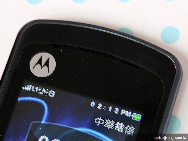 MOTO EX211低調獨特 炫彩登場 MOTO EX211低調獨特 炫彩登場