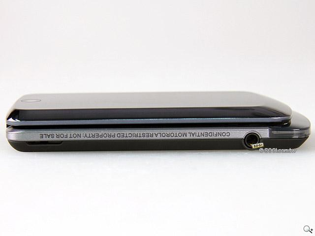 MOTO EX211低調獨特 炫彩登場 MOTO EX211低調獨特 炫彩登場