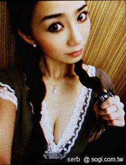 MOTO EX211低調獨特 炫彩登場 MOTO EX211低調獨特 炫彩登場