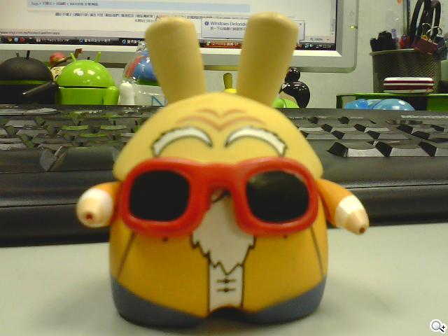 MOTO EX211低調獨特 炫彩登場 MOTO EX211低調獨特 炫彩登場