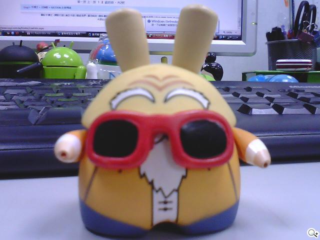 MOTO EX211低調獨特 炫彩登場 MOTO EX211低調獨特 炫彩登場