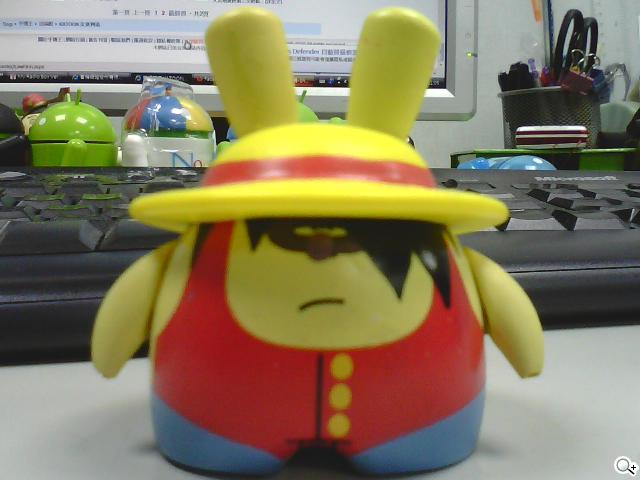 MOTO EX211低調獨特 炫彩登場 MOTO EX211低調獨特 炫彩登場