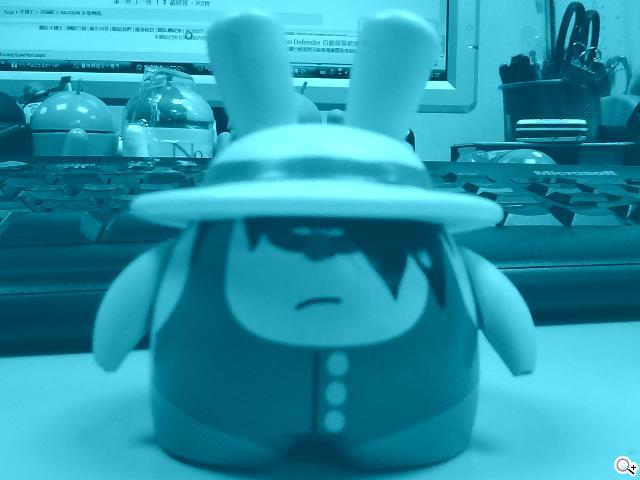 MOTO EX211低調獨特 炫彩登場 MOTO EX211低調獨特 炫彩登場