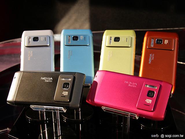 NOKIA N8蜜桃新色上市 犀利人妻來站台 NOKIA N8蜜桃新色上市 犀利人妻來站台