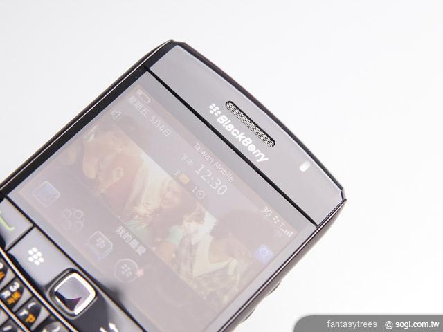 黑莓Bold 9780 時尚商務更進階