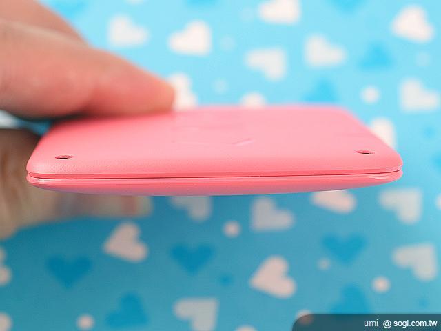 世界最薄名片手機 CARD PHONE CM1