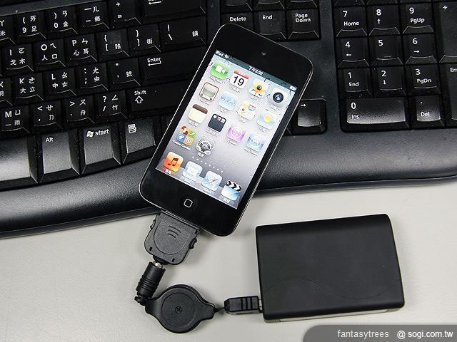 CHENNOR CHP-56行動電源 擁有多種接頭 CHENNOR CHP-56行動電源 擁有多種接頭