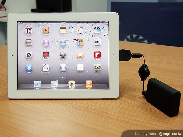 CHENNOR CHP-56行動電源 擁有多種接頭 CHENNOR CHP-56行動電源 擁有多種接頭