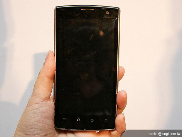 ASUS再創新 推Padfone/MeMo 3D等多款平板 ASUS再創新 推Padfone/MeMo 3D等多款平板