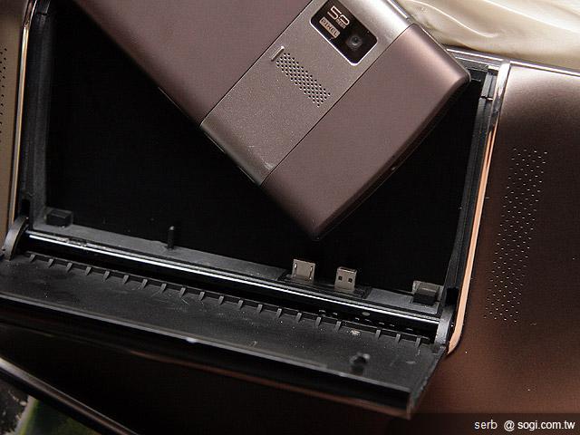 ASUS再創新 推Padfone/MeMo 3D等多款平板 ASUS再創新 推Padfone/MeMo 3D等多款平板