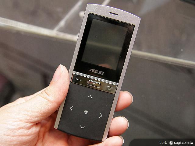 ASUS再創新 推Padfone/MeMo 3D等多款平板 ASUS再創新 推Padfone/MeMo 3D等多款平板