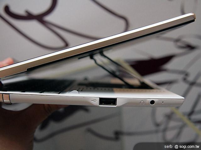 ASUS再創新 推Padfone/MeMo 3D等多款平板 ASUS再創新 推Padfone/MeMo 3D等多款平板