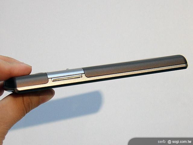 ASUS再創新 推Padfone/MeMo 3D等多款平板 ASUS再創新 推Padfone/MeMo 3D等多款平板