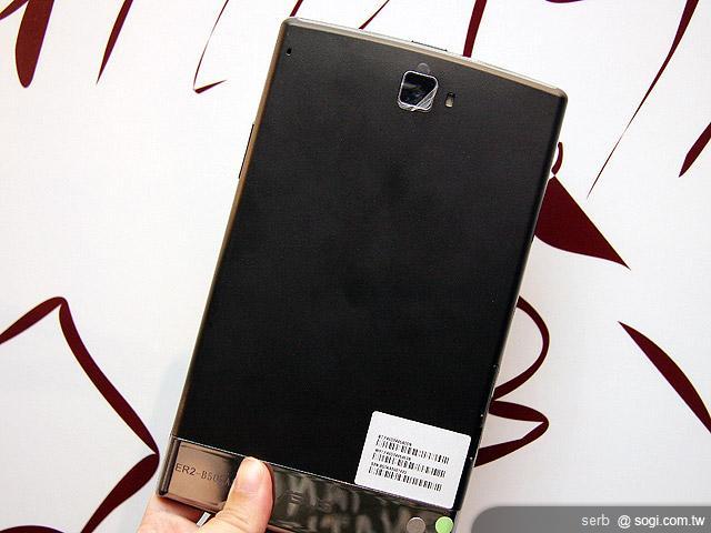 ASUS再創新 推Padfone/MeMo 3D等多款平板 ASUS再創新 推Padfone/MeMo 3D等多款平板