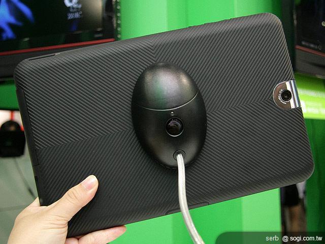 東芝Regza AT300搶先看【Computex2011】 東芝Regza AT300搶先看【Computex2011】