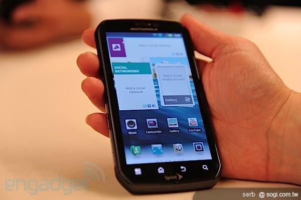 摩托羅拉發表MOTO Photon 4G&TRIUMPH 摩托羅拉發表MOTO Photon 4G&TRIUMPH