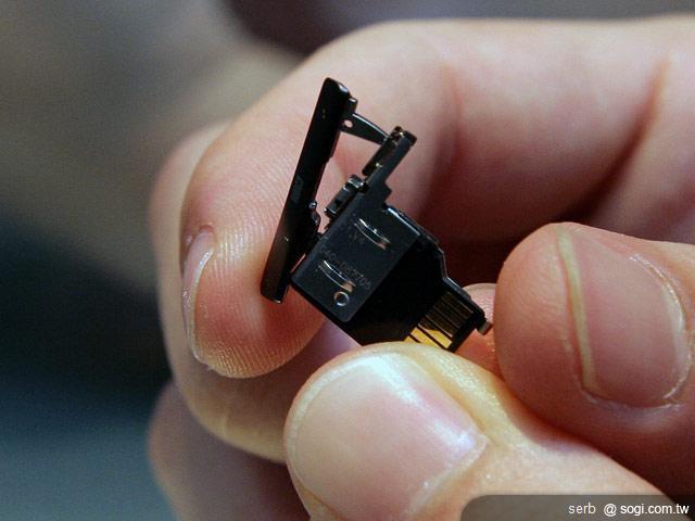 Anna娛樂新旗艦NOKIA X7-00 1萬6有找 Anna娛樂新旗艦NOKIA X7-00 1萬6有找