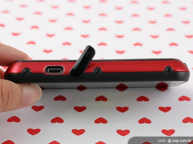 MOTO DEFY 玩潮紅 翻玩酷夏 MOTO DEFY 玩潮紅 翻玩酷夏