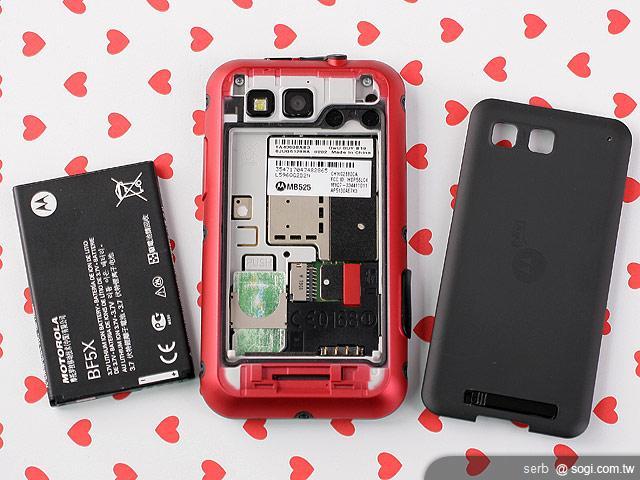 MOTO DEFY 玩潮紅 翻玩酷夏 MOTO DEFY 玩潮紅 翻玩酷夏