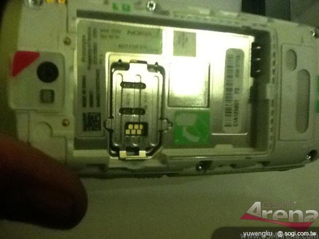 Anna新機現身 NOKIA N5諜照曝光 Anna新機現身 NOKIA N5諜照曝光