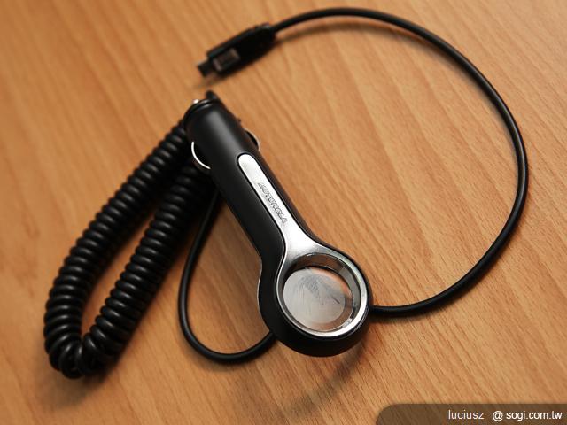 MOTO ATRIX手機變筆電 創造無限樂趣