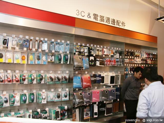 電信三雄威秀旗艦店開張 多款新機曝光