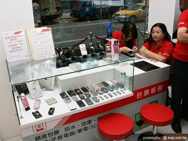 電信三雄威秀旗艦店開張 多款新機曝光