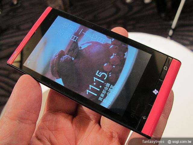 強!首款芒果機TOSHIBA IS12T現身 強!首款芒果機TOSHIBA IS12T現身