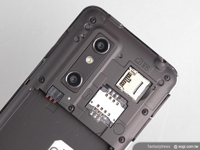 LG Optimus 3D 帶動裸視3D新風潮