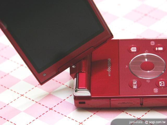 裸視3D日系好攝機 Sharp SH-10C- SOGI 手機王