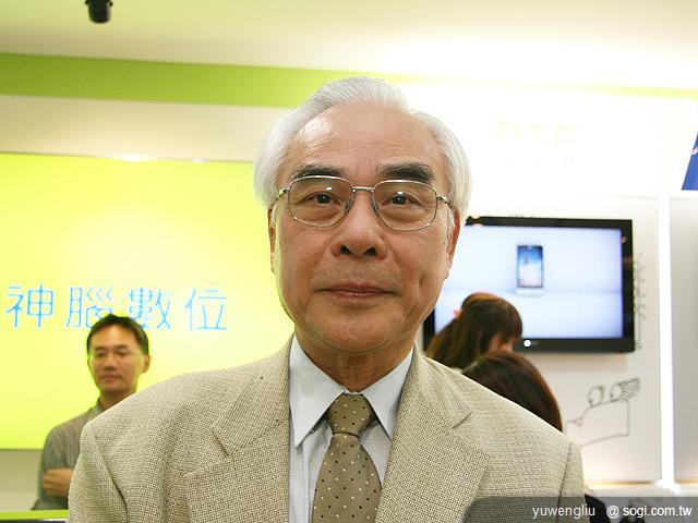 首家數位匯流「神腦數位」門市 站前開幕