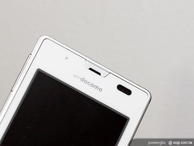 Sharp SH-13C 無線充電日系智慧機