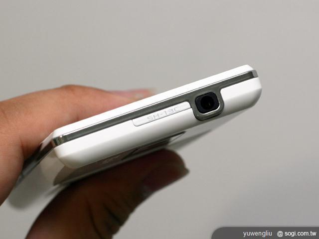 Sharp SH-13C 無線充電日系智慧機