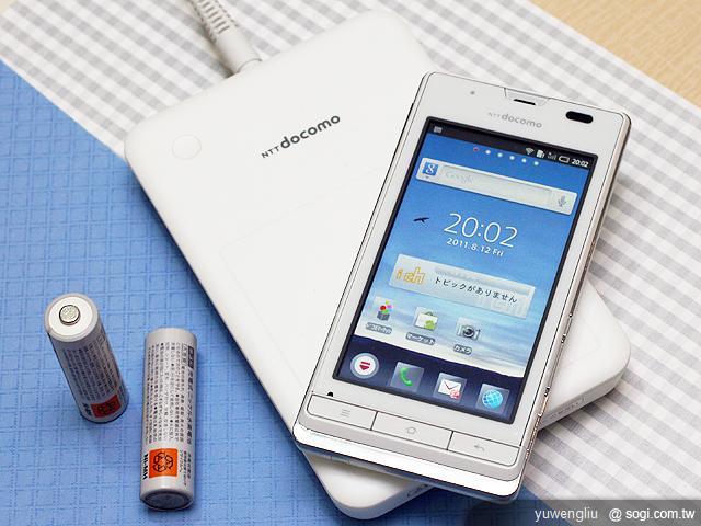 Sharp SH-13C 無線充電日系智慧機