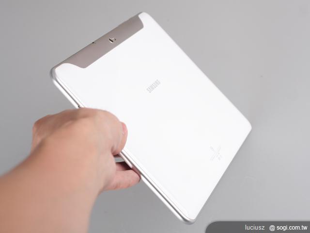 三星GALAXY Tab 10.1 輕盈細薄特色多