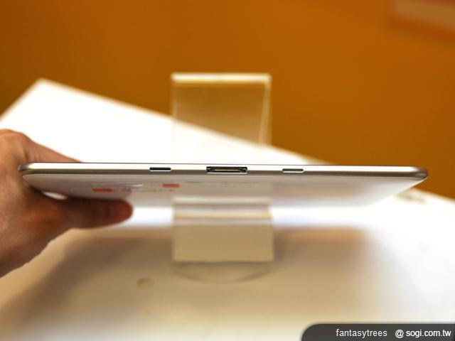 三星GALAXY Tab 8.9輕薄吸晴 在台曝光 三星GALAXY Tab 8.9輕薄吸晴 在台曝光