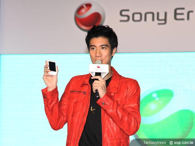 SE Android新機、愛‧力宏APP齊發表! SE Android新機、愛‧力宏APP齊發表!