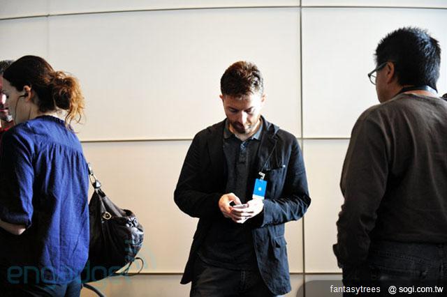 iPhone 4S新機發表！外觀不變 功能更強