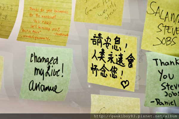 Steve Jobs上雲端後的Apple Store Steve Jobs上雲端後的Apple Store