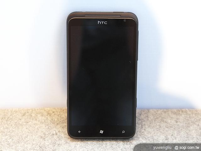 HTC TITAN、Radar芒果手機 中華搶先推