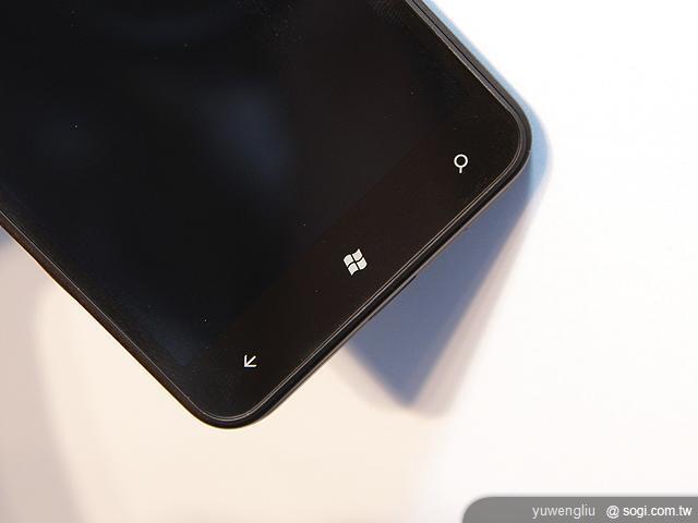 HTC TITAN、Radar芒果手機 中華搶先推