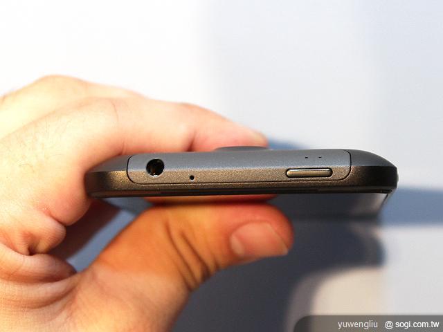 HTC TITAN、Radar芒果手機 中華搶先推