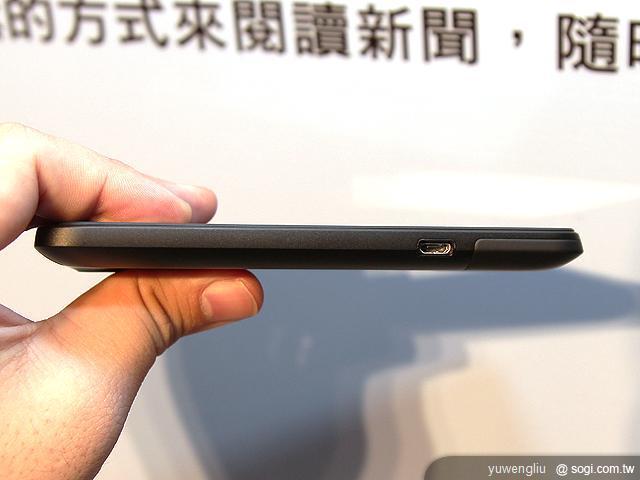 HTC TITAN、Radar芒果手機 中華搶先推