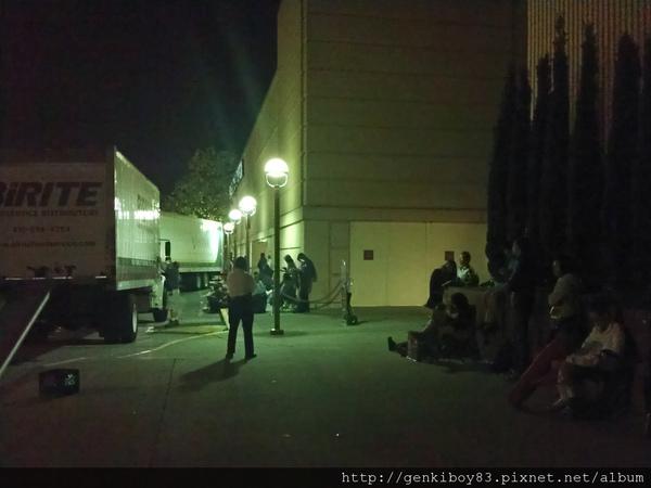 iPhone 4S排隊大作戰、開箱測試 iPhone 4S排隊大作戰、開箱測試