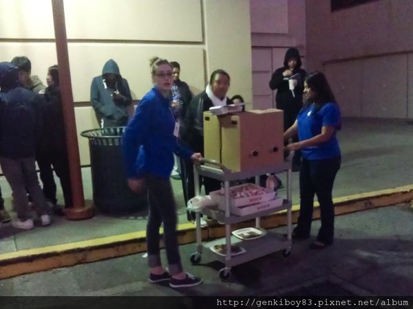 iPhone 4S排隊大作戰、開箱測試 iPhone 4S排隊大作戰、開箱測試