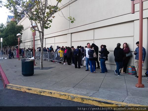 iPhone 4S排隊大作戰、開箱測試 iPhone 4S排隊大作戰、開箱測試