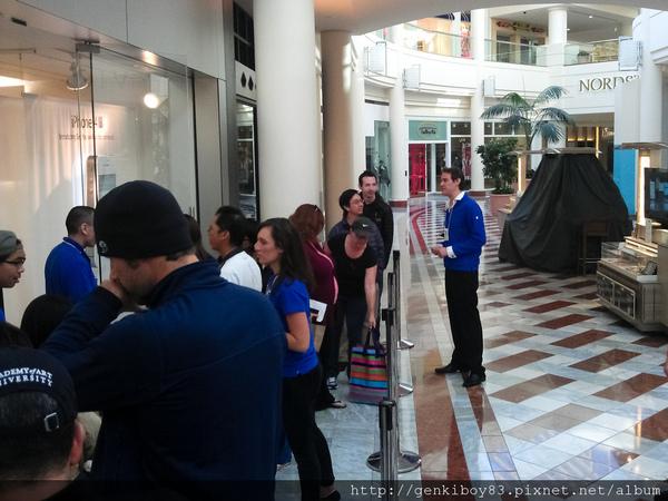 iPhone 4S排隊大作戰、開箱測試 iPhone 4S排隊大作戰、開箱測試