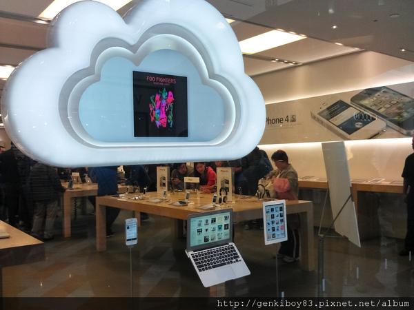 iPhone 4S排隊大作戰、開箱測試 iPhone 4S排隊大作戰、開箱測試